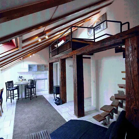 Hotel Alt